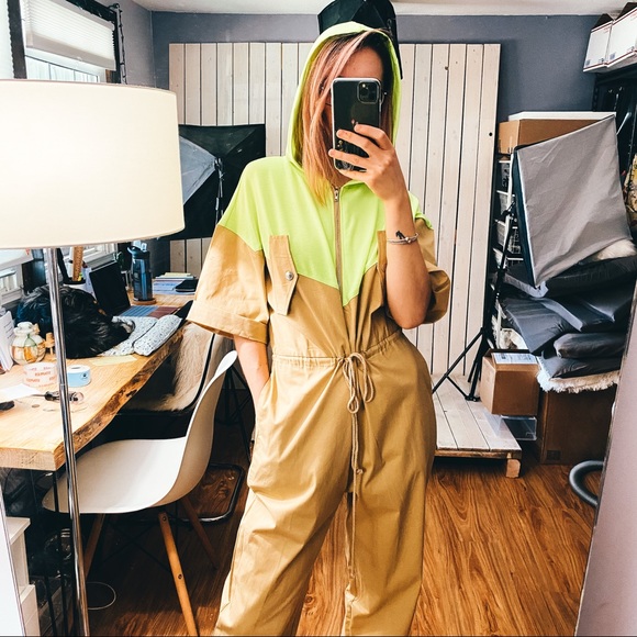 Rehab Lab | Beige & Yellow Coveralls Jumpsuit NWT - Picture 4 of 14